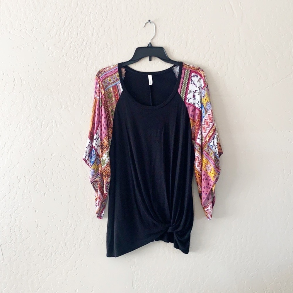 🌿Final Sale‎ Lilypad Boho Sleeves Soft Black Knit Top